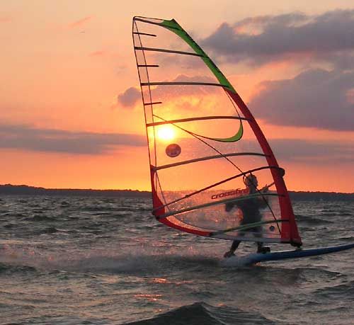 inspiration for windsurf painting, from pinterest